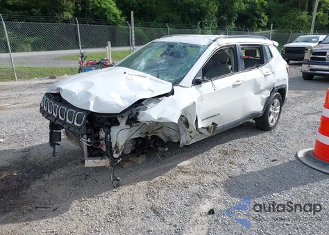 2022 Jeep Compass Latitude из США, поврежденный, VIN 3C4NJDBB4NT136439